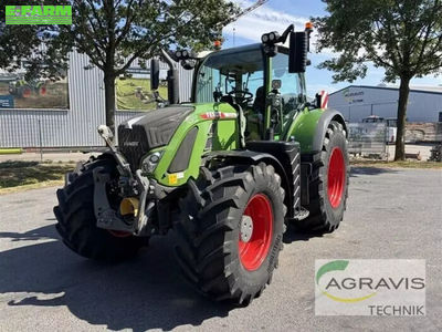 E-FARM: Fendt 724 Vario Profi Plus - Tractor - id CYLV9KP - €149,900 - Year of construction: 2022 - Engine hours: 3,521,Engine power (HP): 237,Germany