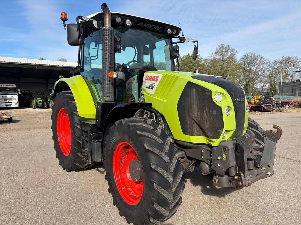 Claas Arion 530 HEXASHIFT Tractor €37,000