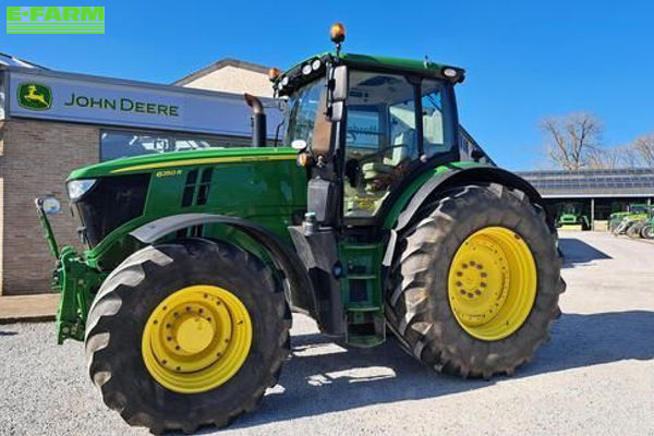 John Deere 6250 R Tractor €92,290